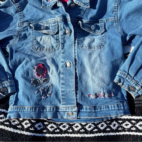 CAROLS KIDS EMBROIDERED JEAN JACKET SIZE 6 GIRLS 100% COTTON UPCYCLE - Picture 3 of 6